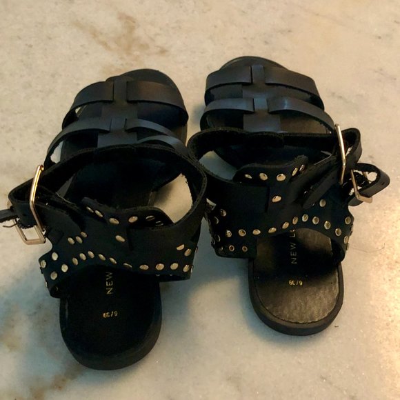 New Look Leather Look Gladiator Flat Sandal - Picture 4 of 6